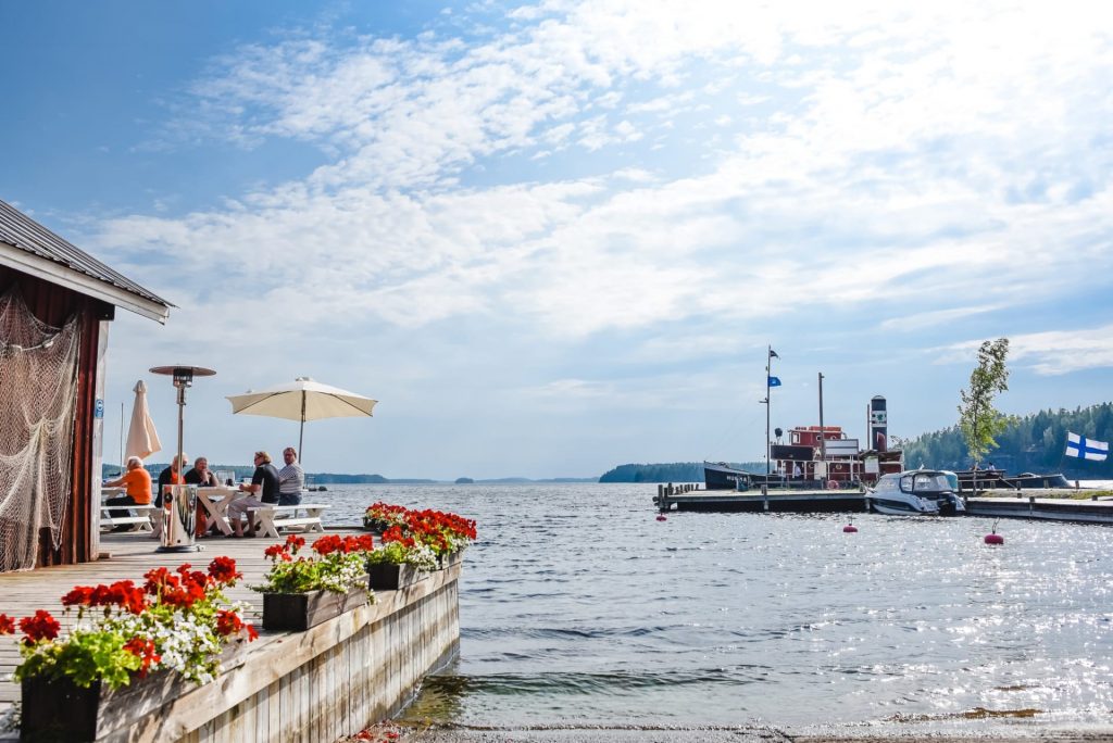 Rantamakasiini has an unique Lakeland summer atmosphere.