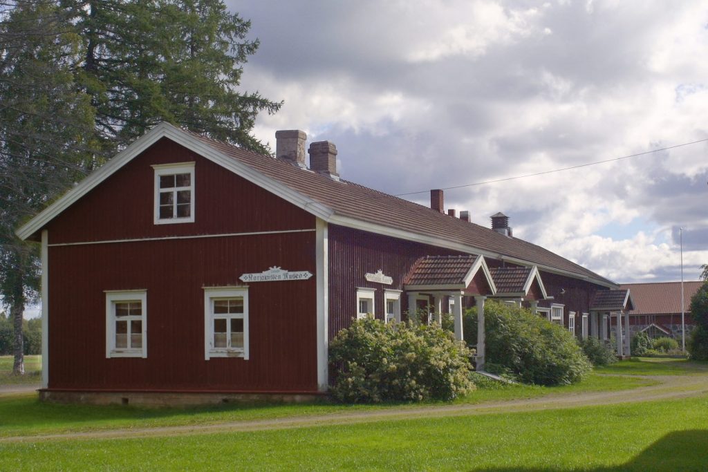 Juvan karjalaisten museorakennus.